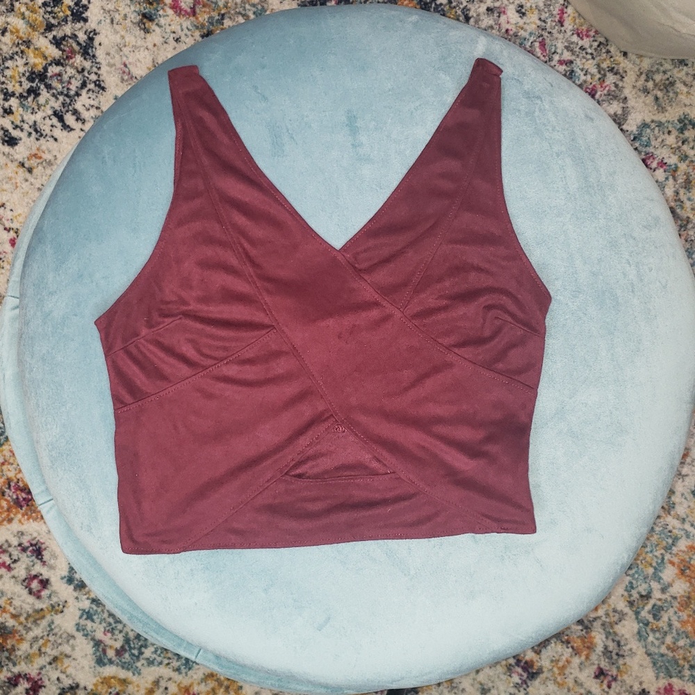 WANT MY LOOK BURGUNDY FAUX SUEDE CROP TOP